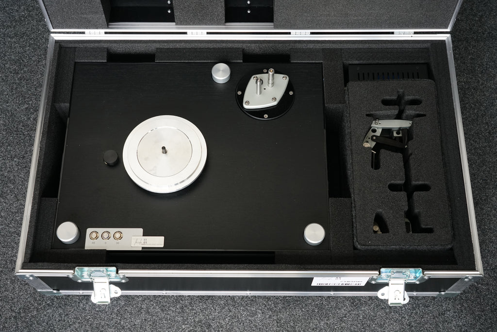 Thiele TT01 Schallplattenspieler Flightcase Transport – Thiele | Klang Maschine