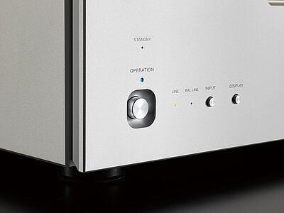 Luxman M-10X power amplifier