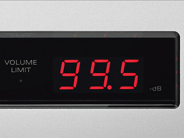 Luxman P-100 Centennial Kopfhörer-Verstärker